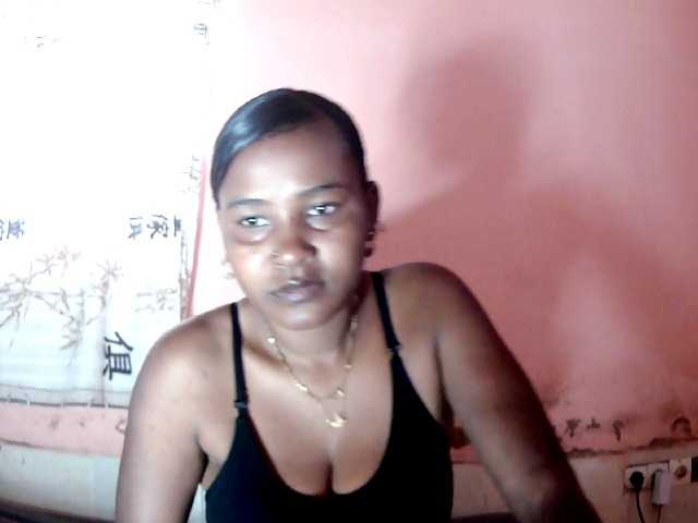 Alda26a live cam on BongaCams