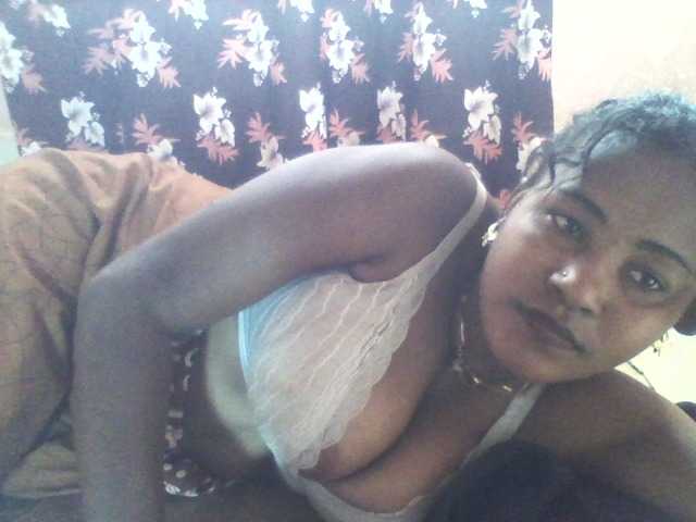 Alda26a live cam on BongaCams