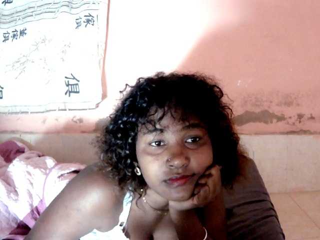 Alda26a live cam on BongaCams