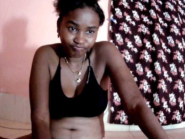 Alda26a live cam on BongaCams