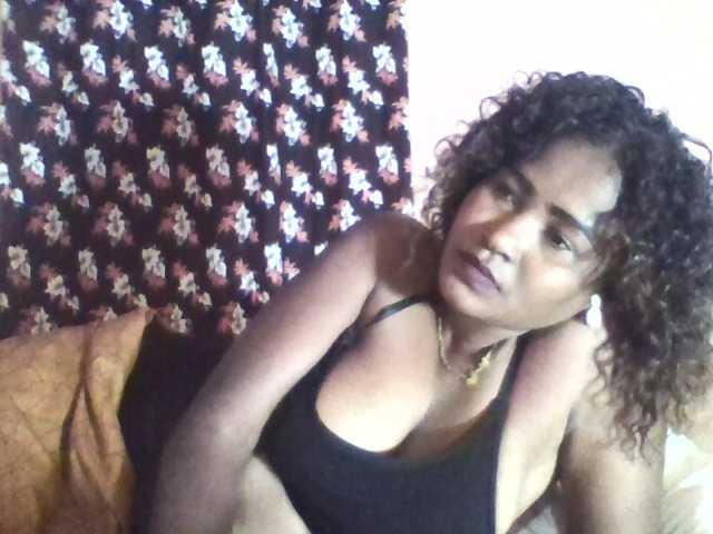 Alda26a live cam on BongaCams