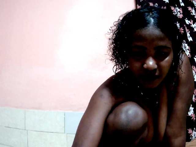 Alda26a live cam on BongaCams