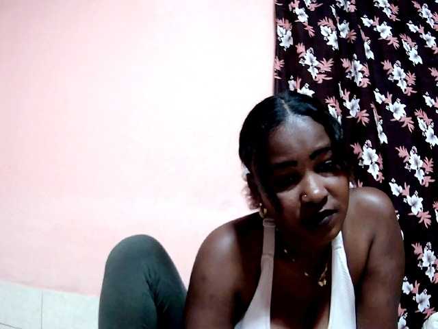 Alda26a live cam on BongaCams