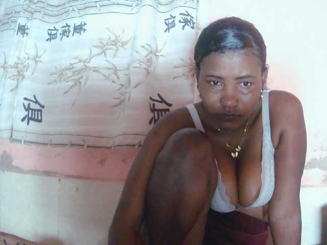 Alda26a live cam on BongaCams