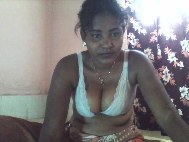 Alda26a live cam on BongaCams