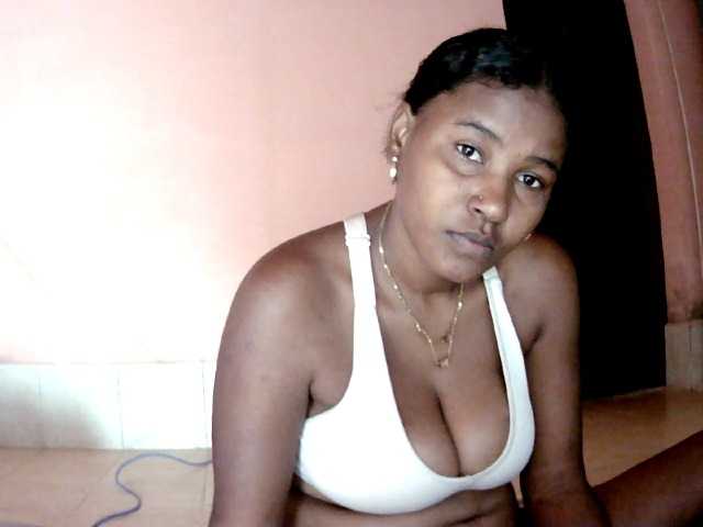 Alda26a live cam on BongaCams