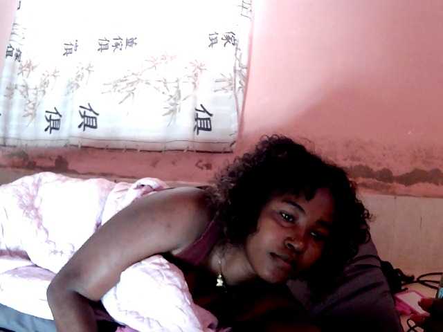 Alda26a live cam on BongaCams