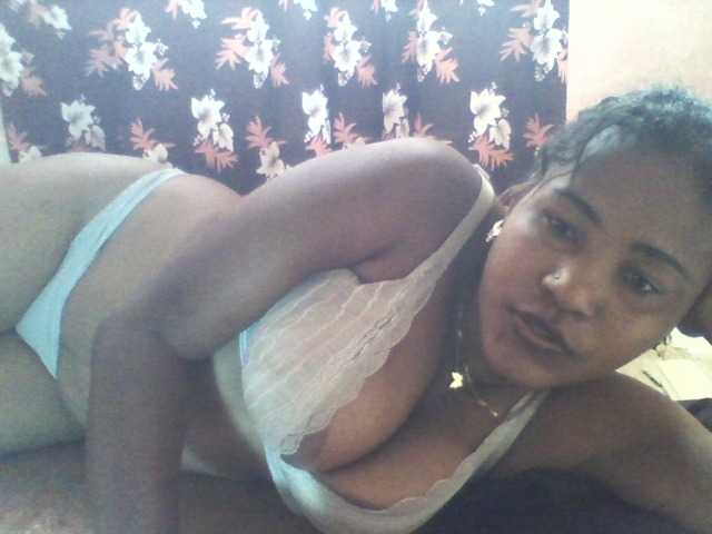 Alda26a live cam on BongaCams