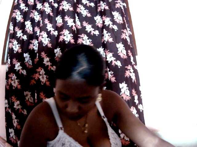 Alda26a live cam on BongaCams