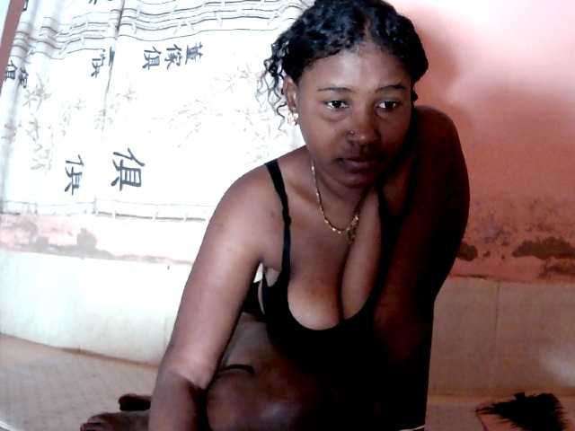 Alda26a live cam on BongaCams
