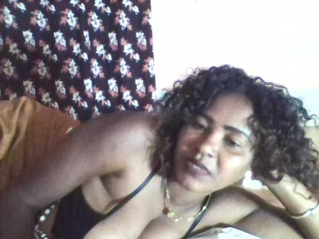 Alda26a live cam on BongaCams