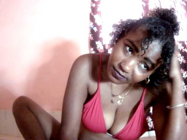 Alda26a live cam on BongaCams