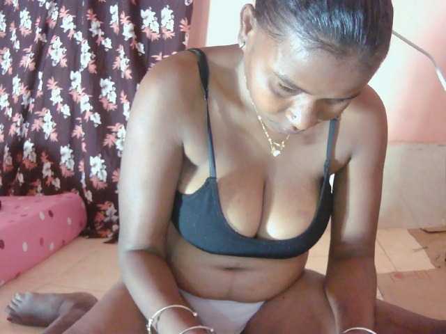Alda26a live cam on BongaCams