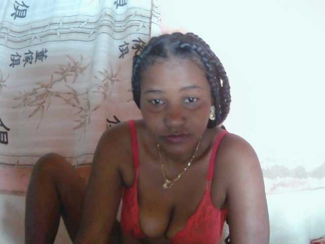 Alda26a live cam on BongaCams