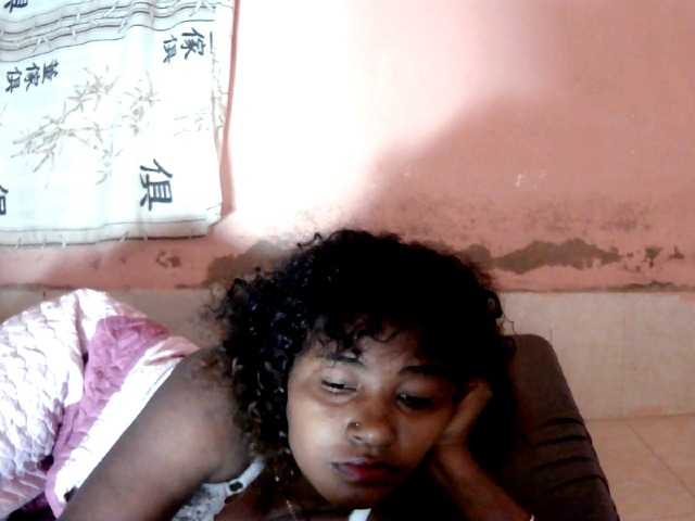 Alda26a live cam on BongaCams