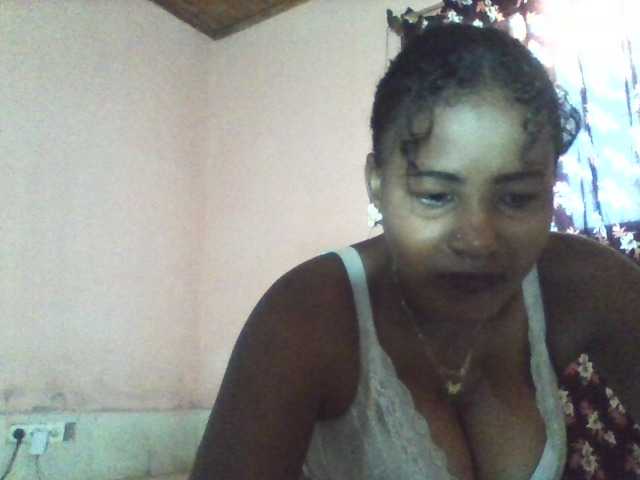 Alda26a live cam on BongaCams