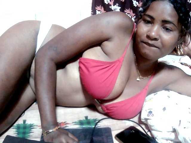 Alda26a live cam on BongaCams