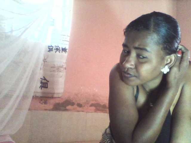 Alda26a live cam on BongaCams