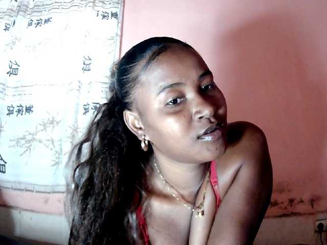 Alda26a live cam on BongaCams