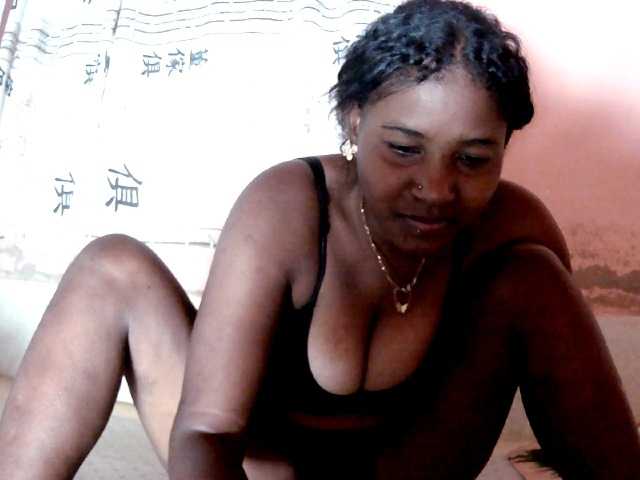 Alda26a live cam on BongaCams