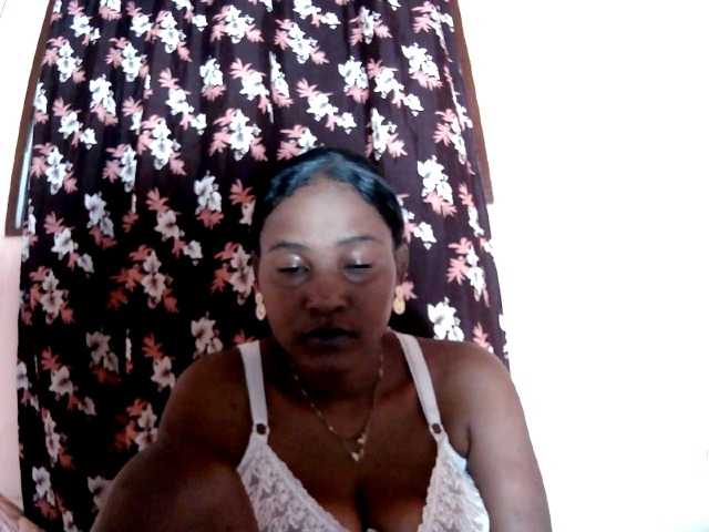 Alda26a live cam on BongaCams