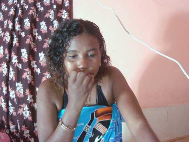 Alda26a live cam on BongaCams