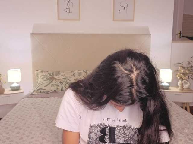 Anfisa-001 live cam on BongaCams