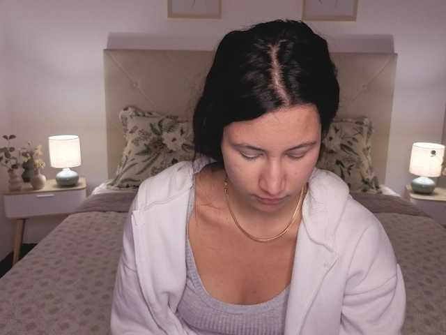 Anfisa-001 live cam on BongaCams
