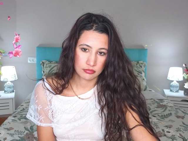 Anfisa-001 live cam on BongaCams