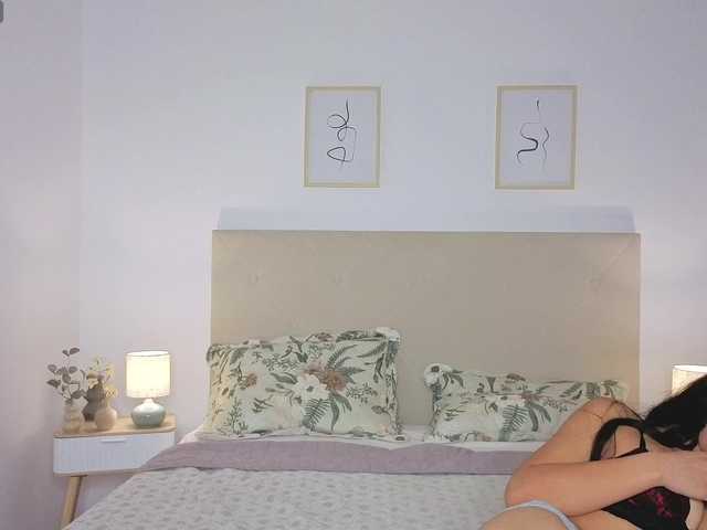 Anfisa-001 live cam on BongaCams