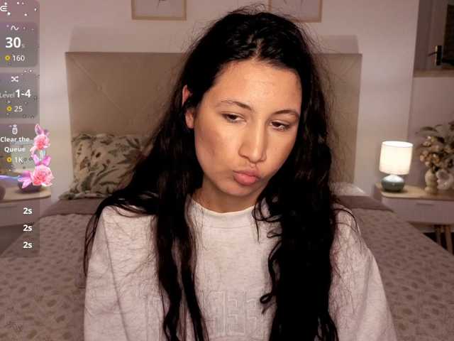 Anfisa-001 live cam on BongaCams