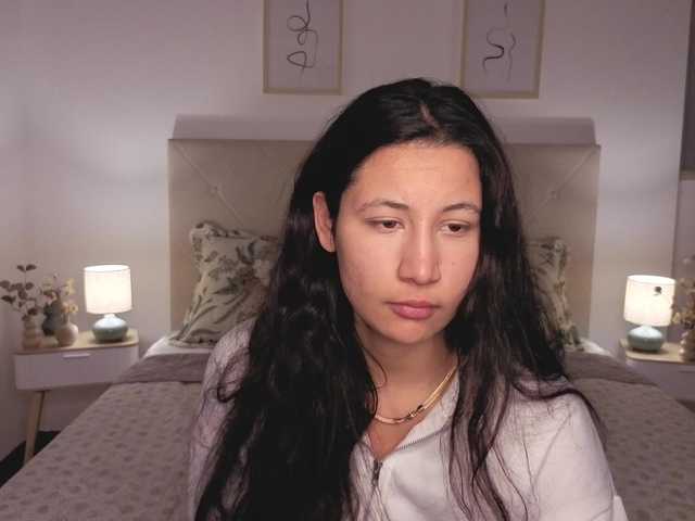 Anfisa-001 — live female cam
