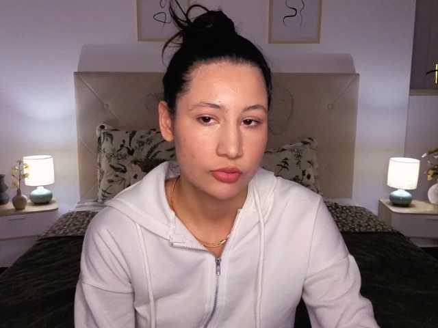 Anfisa-001 live cam on BongaCams