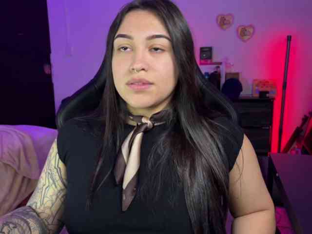 LilyhotsonCam