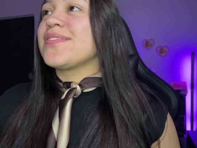 LilyhotsonCam