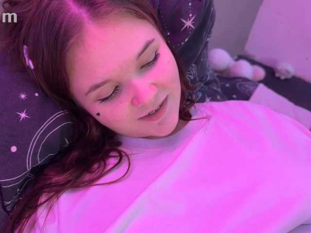 TwoLesbyBaby live cam on BongaCams
