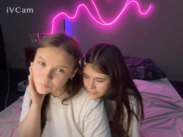 go to chat with TwoLesbyBaby