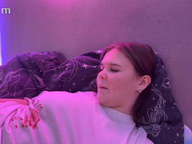 TwoLesbyBaby live cam on BongaCams