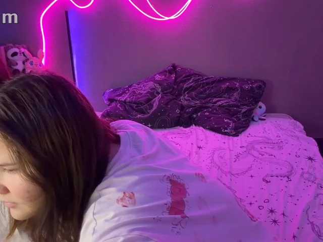 TwoLesbyBaby live cam on BongaCams