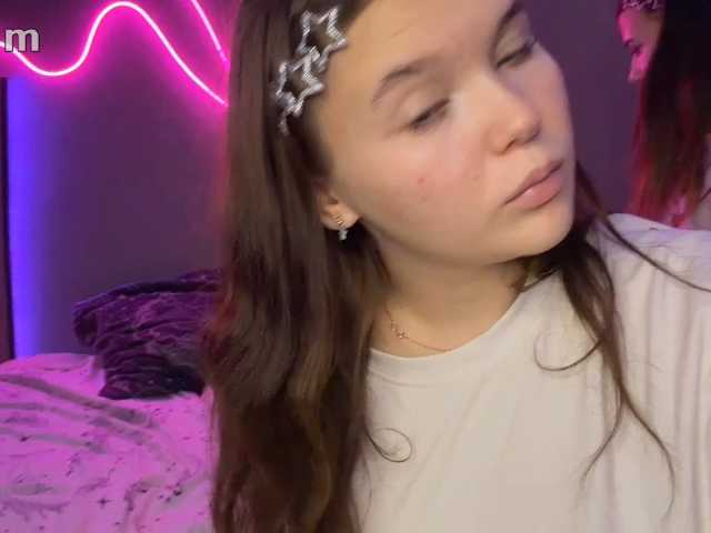 TwoLesbyBaby live cam on BongaCams