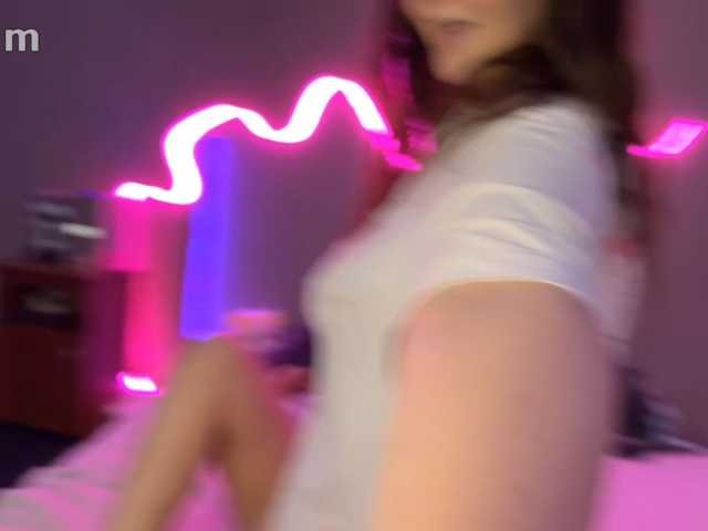 TwoLesbyBaby — live couple cam