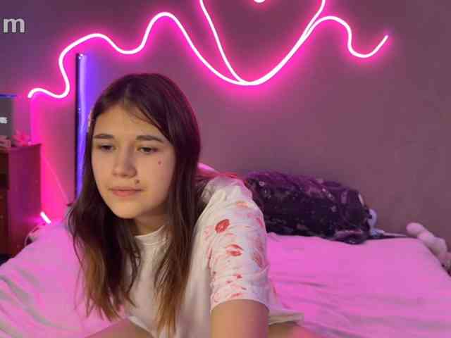 TwoLesbyBaby webcam