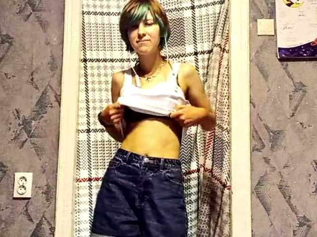 JoellaHuval live cam on BongaCams