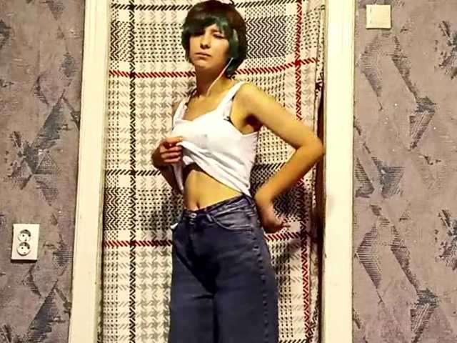 JoellaHuval live cam on BongaCams