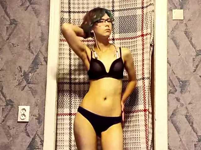 JoellaHuval live cam on BongaCams