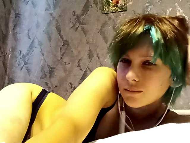 JoellaHuval live cam on BongaCams
