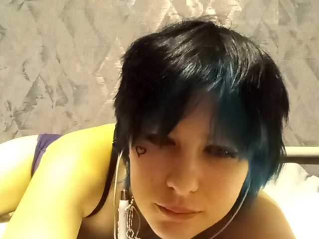 JoellaHuval live cam on BongaCams