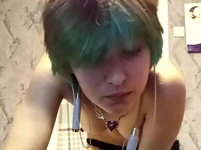 JoellaHuval live cam on BongaCams