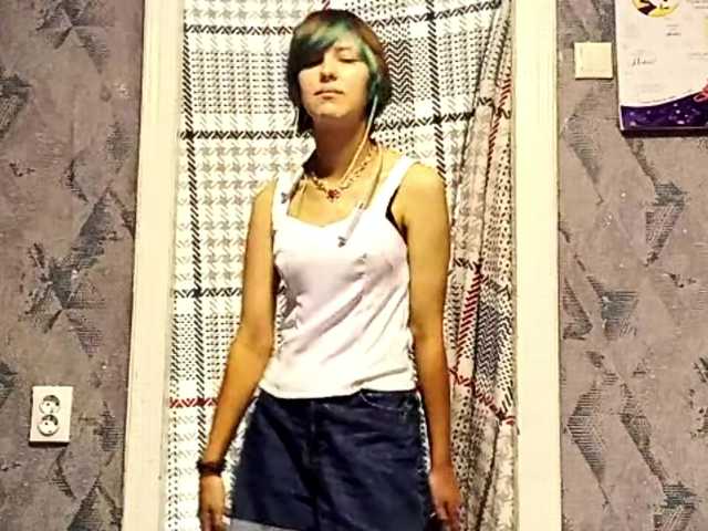 JoellaHuval live cam on BongaCams