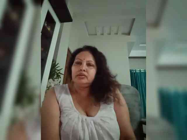 Aishwaryaa Live Webcam on BongaCams